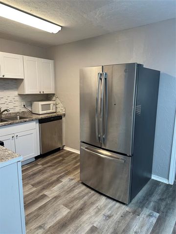 220 W Jacobs Drive, Oklahoma City, OK 73110