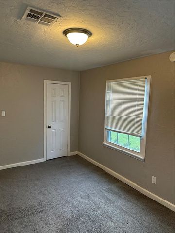 220 W Jacobs Drive, Oklahoma City, OK 73110