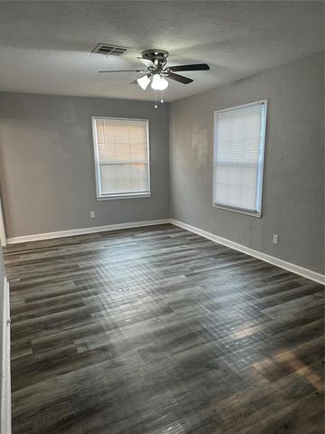 220 W Jacobs Drive, Oklahoma City, OK 73110