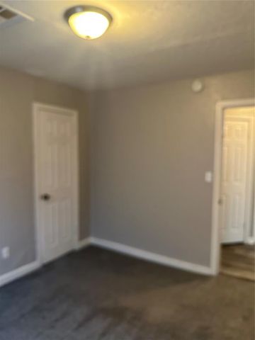 220 W Jacobs Drive, Oklahoma City, OK 73110