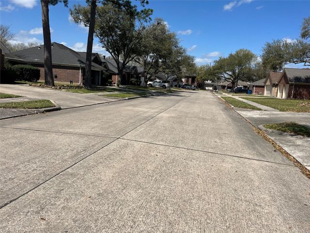 19714 Vernier Woods Lane, Spring, TX 77379