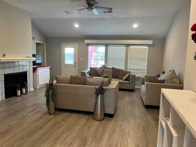 19714 Vernier Woods Lane, Spring, TX 77379