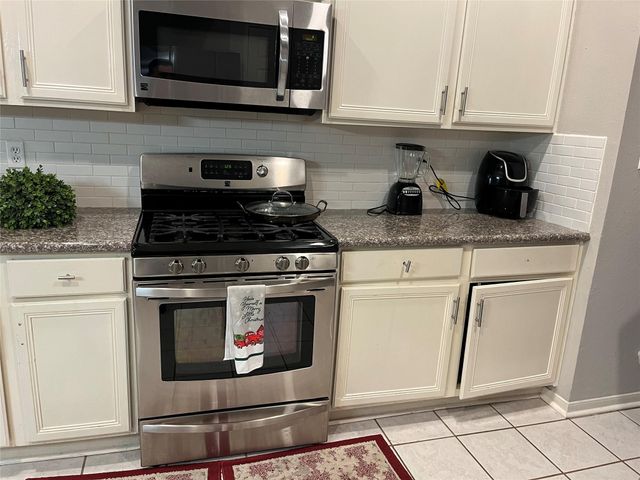 19714 Vernier Woods Lane, Spring, TX 77379