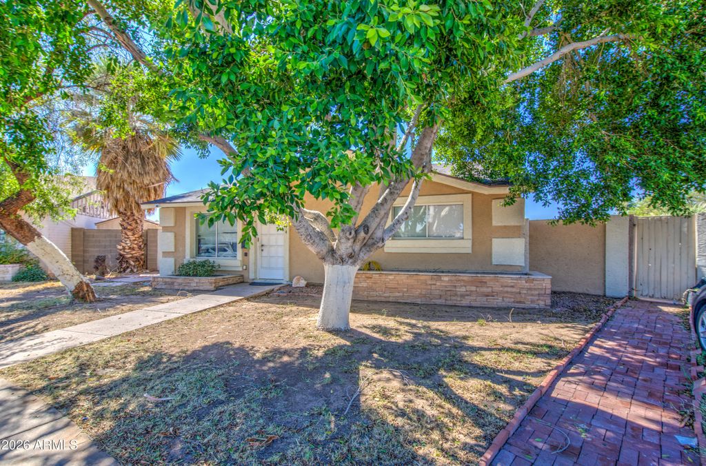 4144 W PASADENA Avenue, Phoenix, AZ 85019