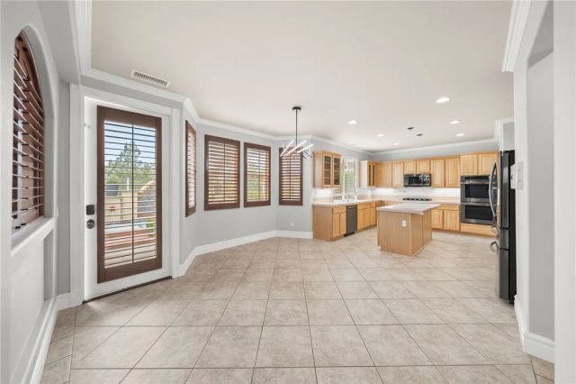 33352 Barrington, Temecula, CA 92592