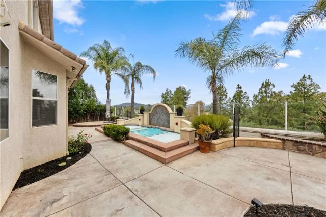 33352 Barrington, Temecula, CA 92592