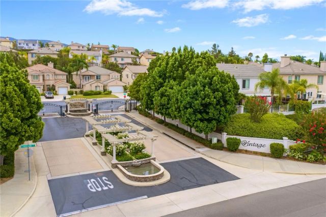 33352 Barrington, Temecula, CA 92592