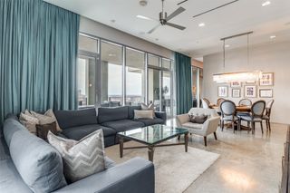 1717 Arts Plaza 1810, Dallas, TX 75201