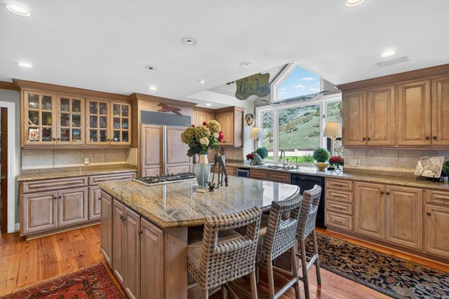3970 Leavesley Road, Gilroy, CA 95020
