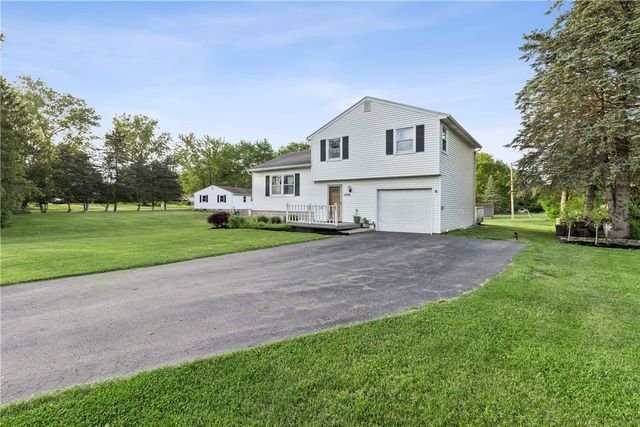 2333 Cornwall Drive, Macedon, NY 14502