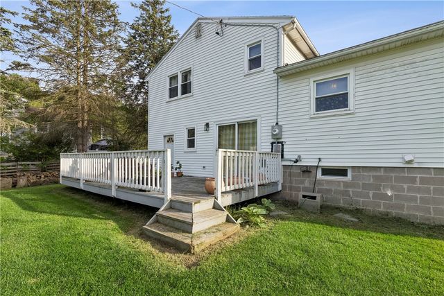 2333 Cornwall Drive, Macedon, NY 14502