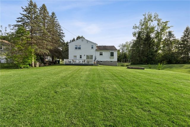 2333 Cornwall Drive, Macedon, NY 14502