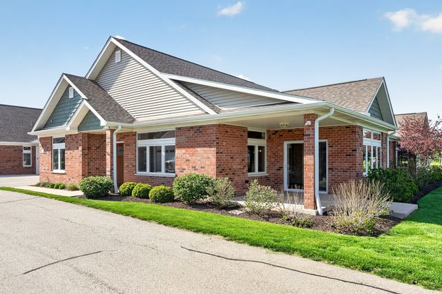411 Stearn Drive 411, Genoa, IL 60135