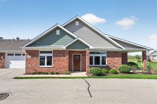 411 Stearn Drive 411, Genoa, IL 60135