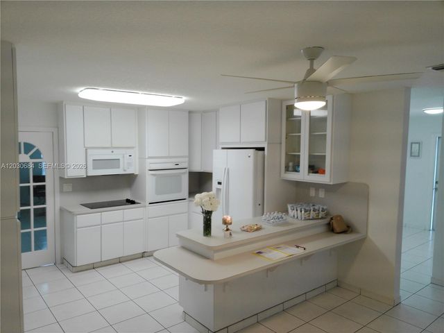 10812 SW 33rd St, Miami, FL 33165