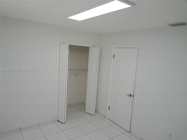 10812 SW 33rd St, Miami, FL 33165