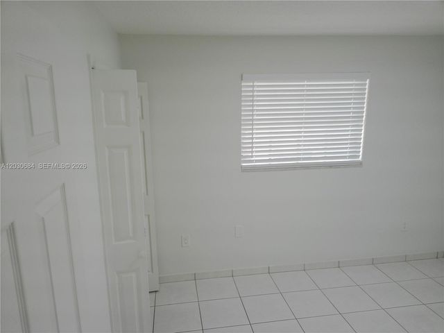 10812 SW 33rd St, Miami, FL 33165
