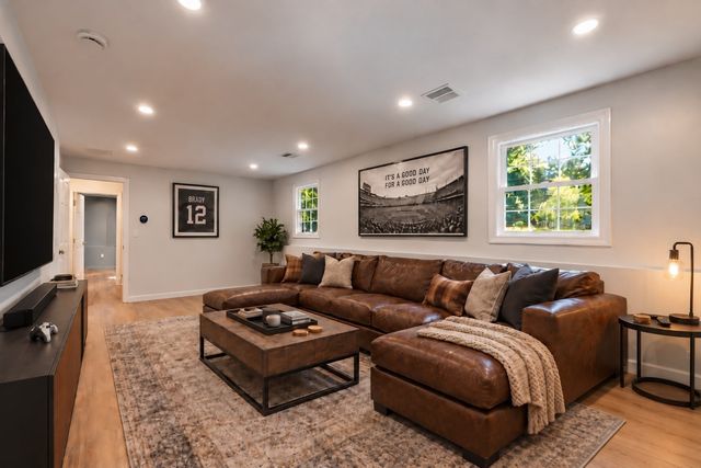 32 Thicket St, Abington, MA 02351