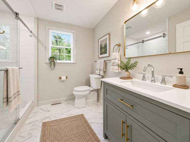 32 Thicket St, Abington, MA 02351