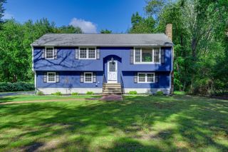 32 Thicket St, Abington, MA 02351