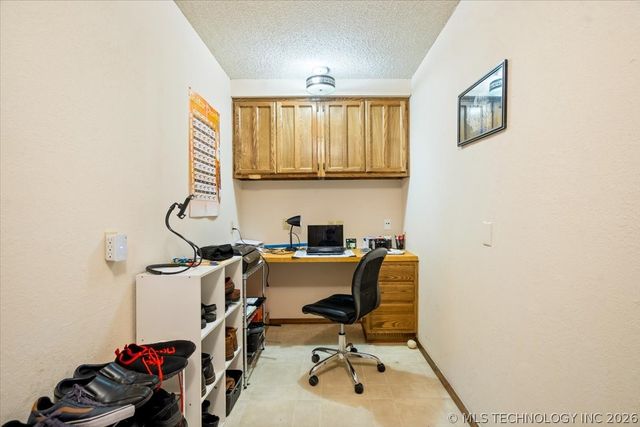 10815 E 7th Street, Tulsa, OK 74128