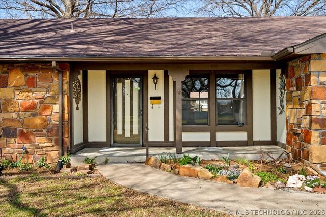 10815 E 7th Street, Tulsa, OK 74128