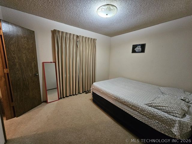 10815 E 7th Street, Tulsa, OK 74128