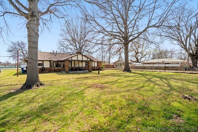 10815 E 7th Street, Tulsa, OK 74128