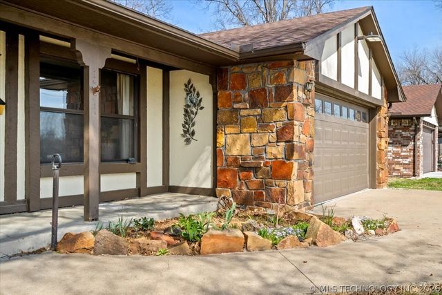 10815 E 7th Street, Tulsa, OK 74128