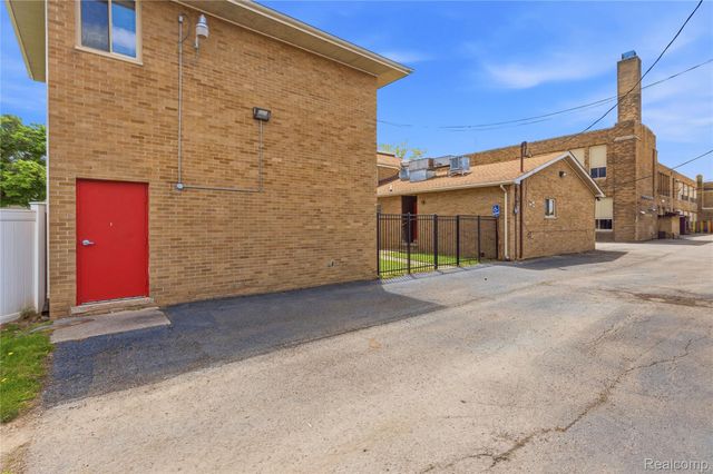 19621 Wood Street, Melvindale, MI 48122