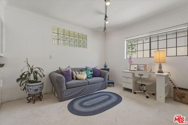 11359 Biona Drive, Los Angeles, CA 90066