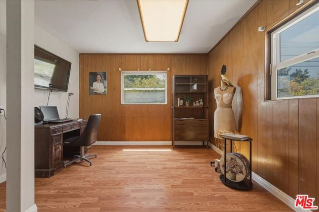 11359 Biona Drive, Los Angeles, CA 90066