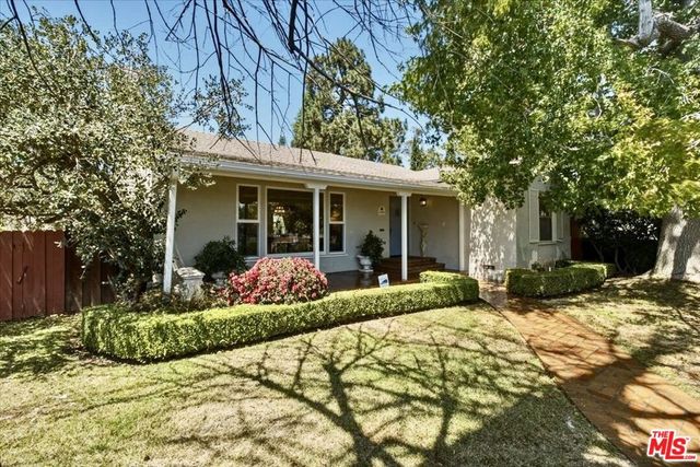 11359 Biona Drive, Los Angeles, CA 90066