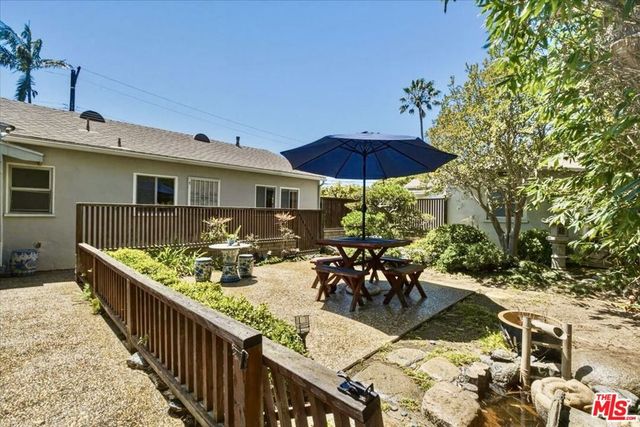 11359 Biona Drive, Los Angeles, CA 90066