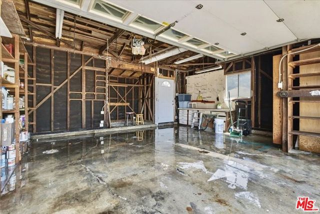 11359 Biona Drive, Los Angeles, CA 90066