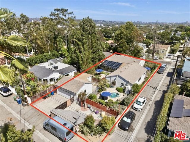 11359 Biona Drive, Los Angeles, CA 90066