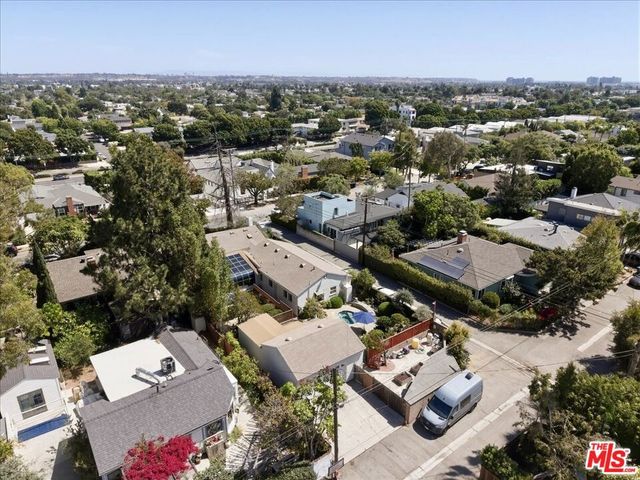 11359 Biona Drive, Los Angeles, CA 90066