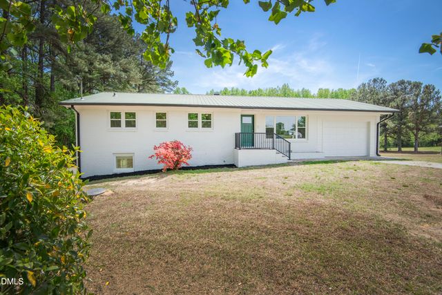 501 Gay Town Road, Zebulon, NC 27597