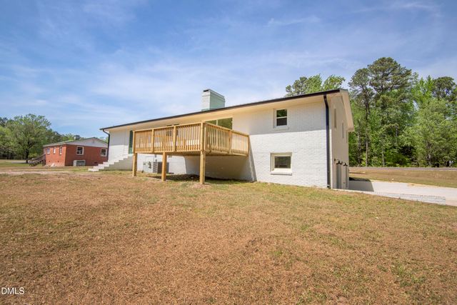 501 Gay Town Road, Zebulon, NC 27597