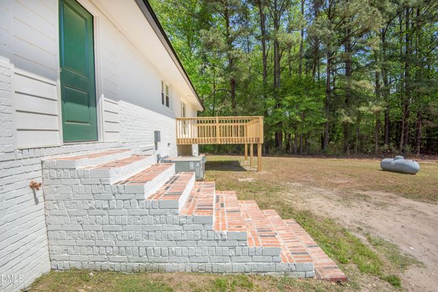 501 Gay Town Road, Zebulon, NC 27597
