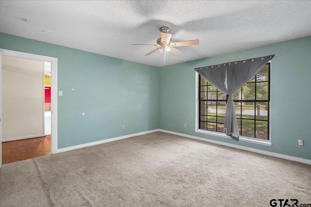 404 Marion Drive, Longview, TX 75602
