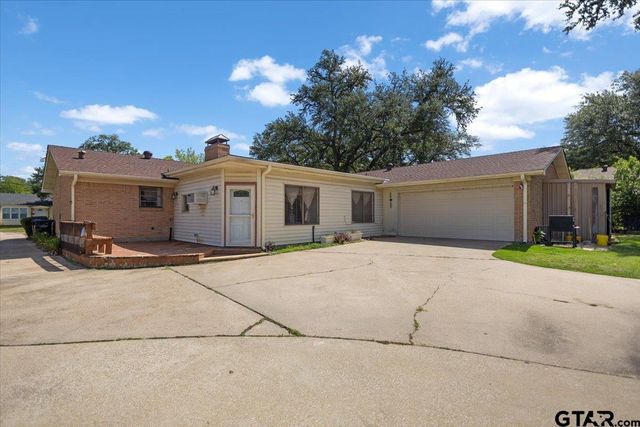 404 Marion Drive, Longview, TX 75602