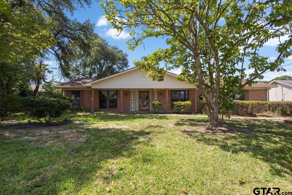 404 Marion Drive, Longview, TX 75602