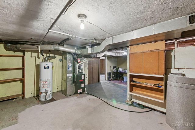 2939 Lawndale Avenue, Cincinnati, OH 45212