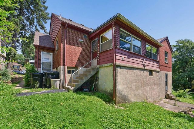 2939 Lawndale Avenue, Cincinnati, OH 45212