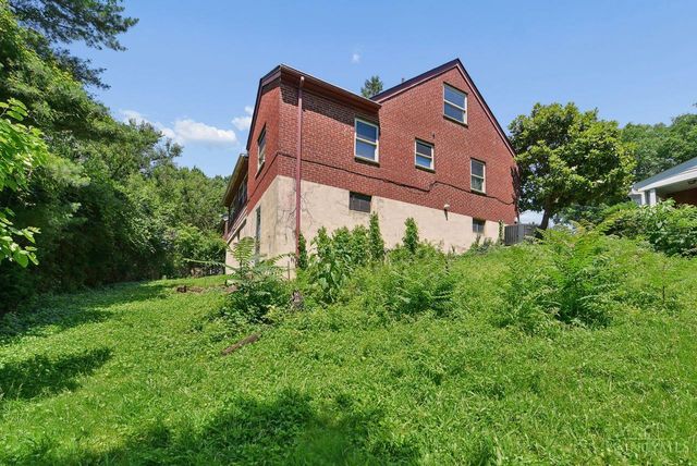 2939 Lawndale Avenue, Cincinnati, OH 45212