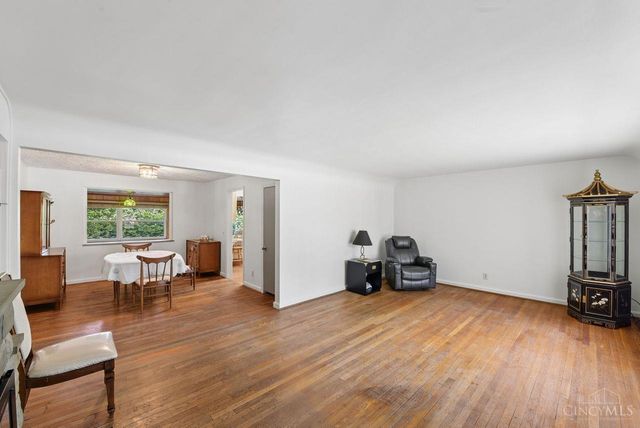 2939 Lawndale Avenue, Cincinnati, OH 45212