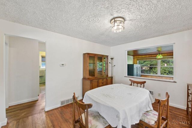 2939 Lawndale Avenue, Cincinnati, OH 45212