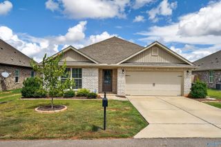 347 Mccollum Road, Meridianville, AL 35759