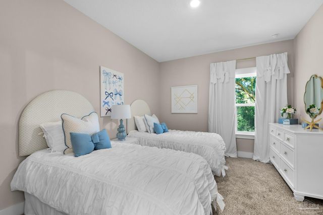 5912 Greenfield St, Pace, FL 32571